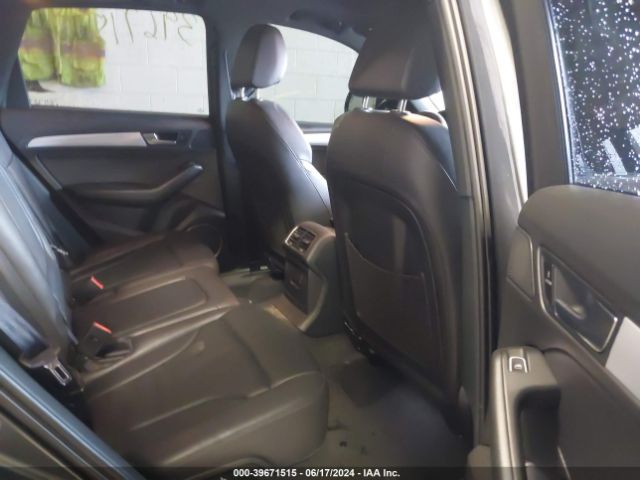 WA1D7AFP5HA015908 Audi Q5 3.0t Premium Plus