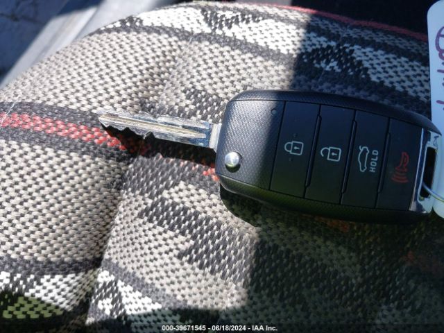 KNAFX4A66F5289975 KIA FORTE LX