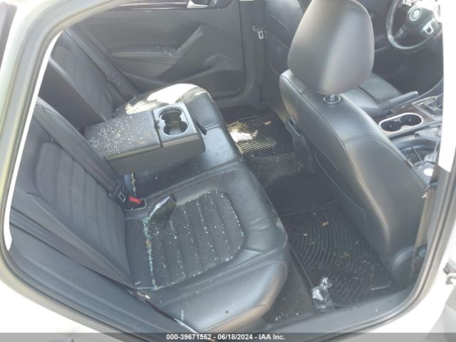 2015 VOLKSWAGEN PASSAT 1VWCV7A35FC083686 Photo 7