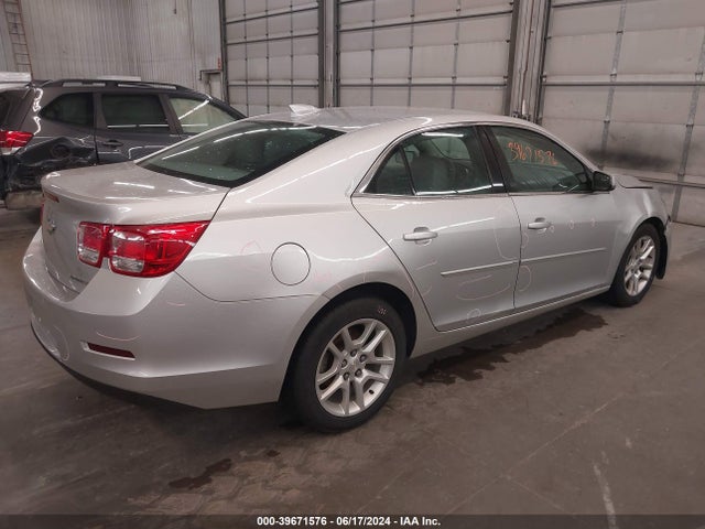 Chevrolet MALIBU 1LT 2015 1G11C5SL1FU123834 Image 4