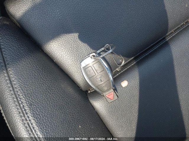 WDDSJ4GB4JN600311 Mercedes-Benz CLA 250 4MATIC