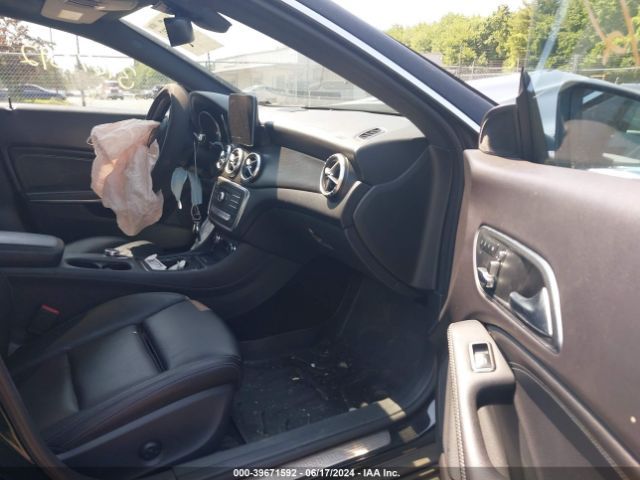 WDDSJ4GB4JN600311 Mercedes-Benz CLA 250 4MATIC