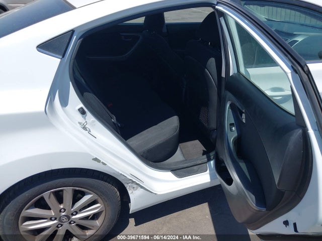 Hyundai ELANTRA SE 2015 5NPDH4AE9FH634463 Image 8