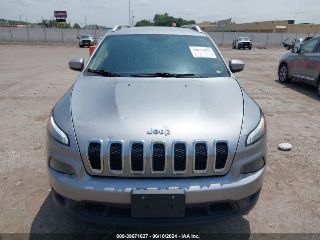 1C4PJMCB2FW714668 Jeep Cherokee Latitude