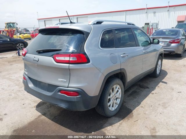 1C4PJMCB2FW714668 Jeep Cherokee Latitude