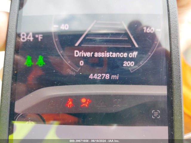 2020 PORSCHE TAYCAN WP0AC2Y1XLSA70637 Photo 6