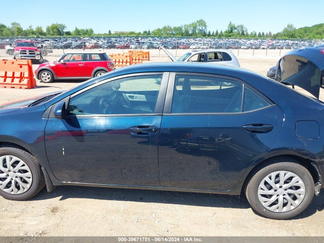Toyota COROLLA LE 2018 2T1BURHE3JC060217 Image 14