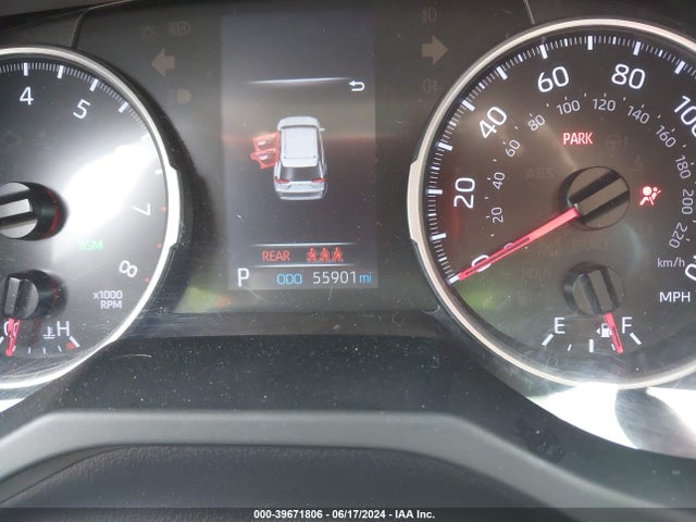 Toyota RAV4 LE 2020 JTMK1RFV3LD052054 Image 15