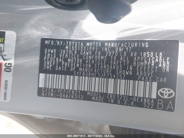Toyota COROLLA LE 2018 5YFBURHE1JP754257 Image 9
