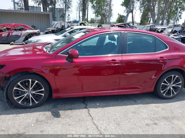 Toyota CAMRY SE 2018 4T1B11HK5JU624934 Image 15