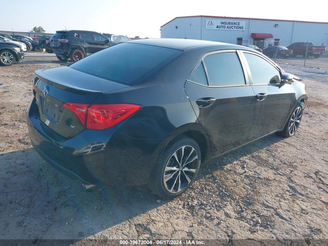 Toyota COROLLA SE 2017 5YFBURHE9HP592338 Image 4