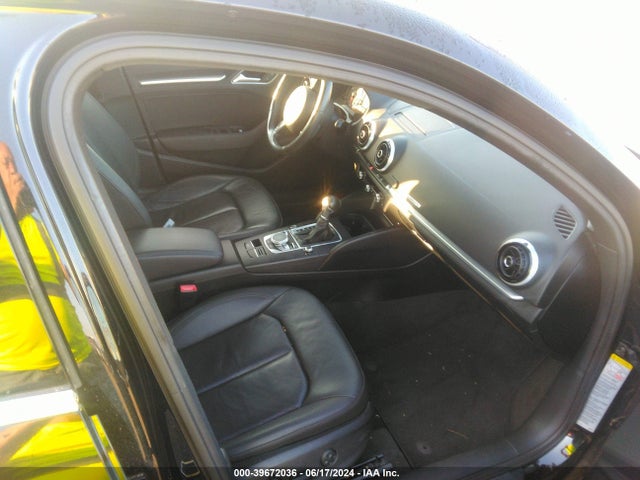 Audi A3 2.0t Premium 2015 WAUEFGFF6F1064259 Image 5