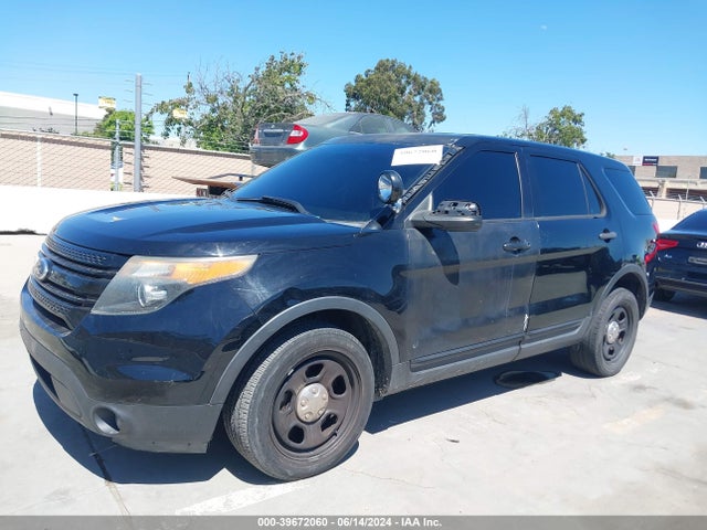 Ford Utility Police Interceptor 2014 1FM5K8ARXEGB38540 Image 2
