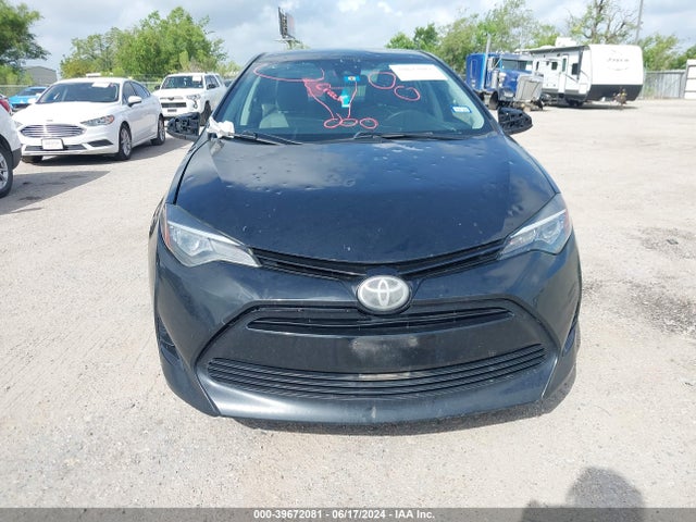 Toyota COROLLA LE 2018 2T1BURHE8JC024233 Image 12