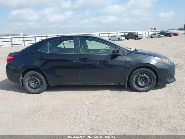 Toyota COROLLA LE 2018 2T1BURHE8JC024233 Image 13