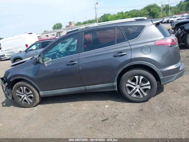 Toyota RAV4 LE 2016 2T3BFREV6GW447602 Image 14