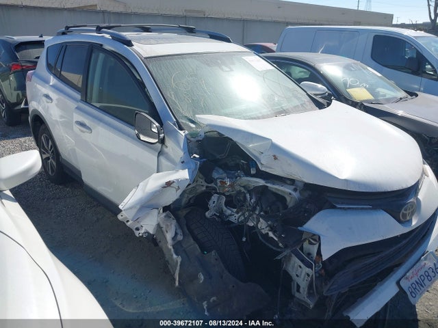 Toyota Rav4 Xle 2017 JTMWFREV4HD100429 Image 13