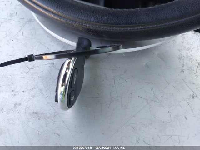 2008 MINI COOPER CLUBMAN WMWML33568TN66057 Photo 10