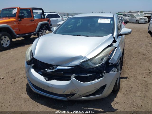 5NPDH4AE6GH697800 Hyundai ELANTRA SE