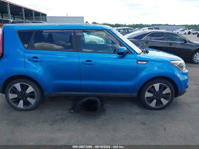 KIA SOUL + 2018 KNDJP3A5XJ7571242 Image 13