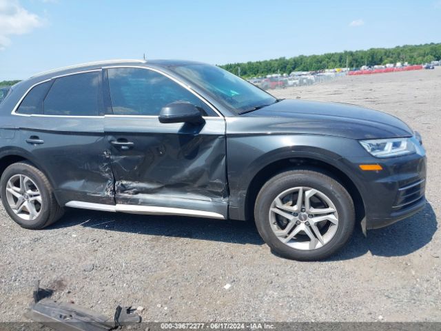 WA1BNAFY2J2229325 Audi Q5 2.0t Premium/2.0t Tech Premium