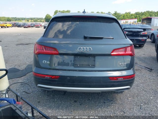 WA1BNAFY2J2229325 Audi Q5 2.0t Premium/2.0t Tech Premium