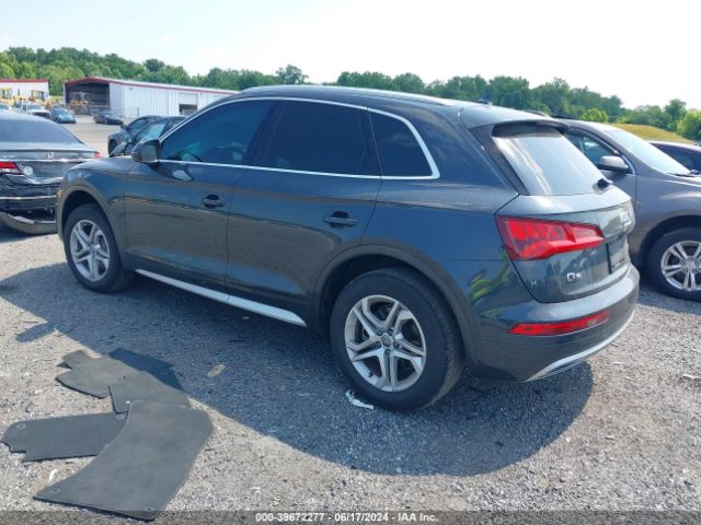 WA1BNAFY2J2229325 Audi Q5 2.0t Premium/2.0t Tech Premium