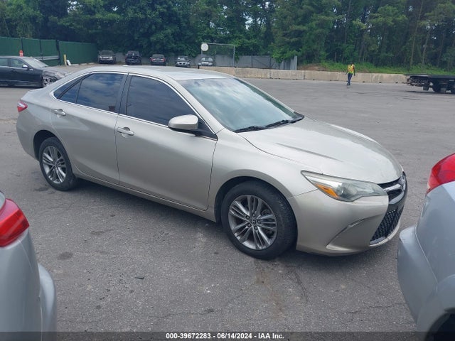 Toyota CAMRY SE 2015 4T1BF1FK9FU050687 zdjęcie główne