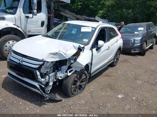 Mitsubishi Eclipse Cross Se/sel 2018 JA4AT5AA7JZ070117 Image 2