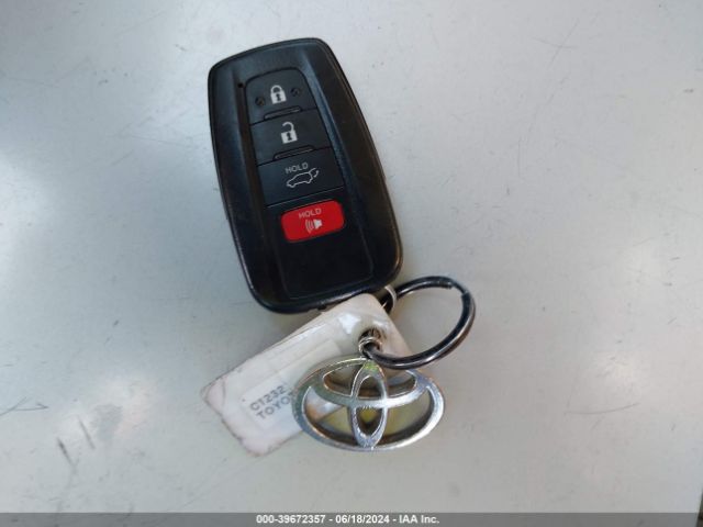 5TDGZRBH7MS124281 Toyota Highlander Xle