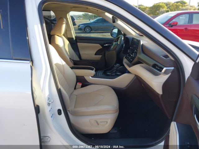 5TDGZRBH7MS124281 Toyota Highlander Xle
