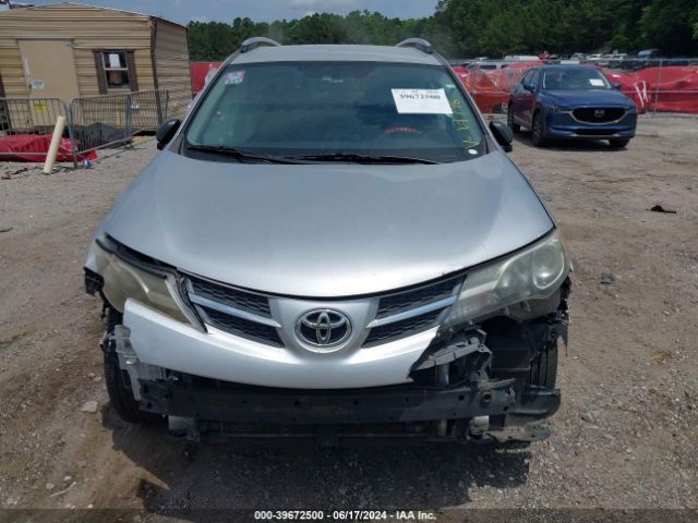 2T3ZFREV6EW084746 Toyota RAV4 LE