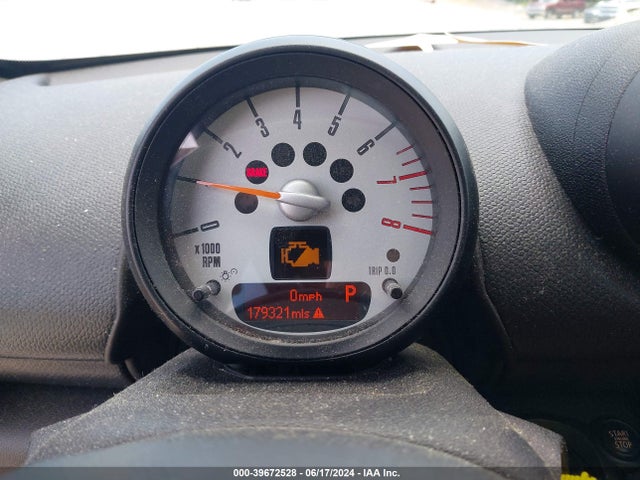 2013 MINI COUNTRYMAN WMWZC3C52DWP23226 Photo 6