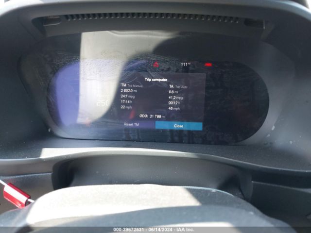 YV4L12UK7P2028679 Volvo Xc40 B5 Core