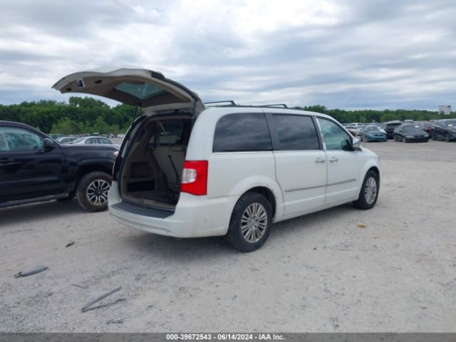 2C4RC1CG2FR522348 Chrysler Town & Country Touring-l
