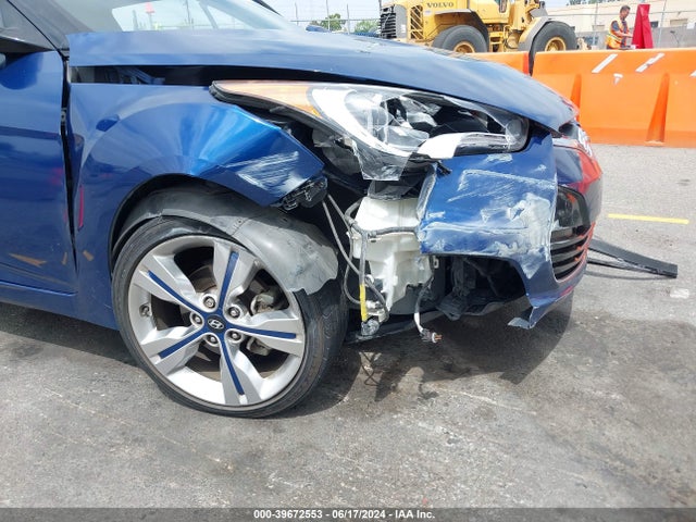 Hyundai Veloster Value Edition 2017 KMHTC6AD2HU314127 Image 6