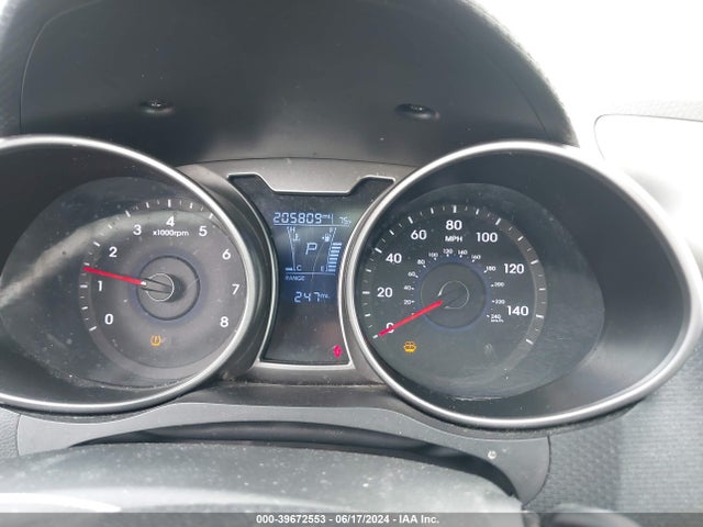Hyundai Veloster Value Edition 2017 KMHTC6AD2HU314127 Image 7