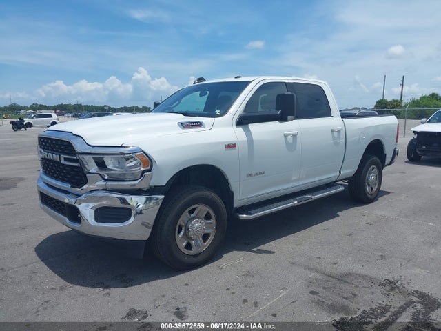 3C6UR5DJ2NG386664 RAM 2500 Big Horn  4x4 6'4 Box