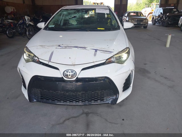 Toyota COROLLA SE 2017 5YFBURHE4HP656074 Image 12