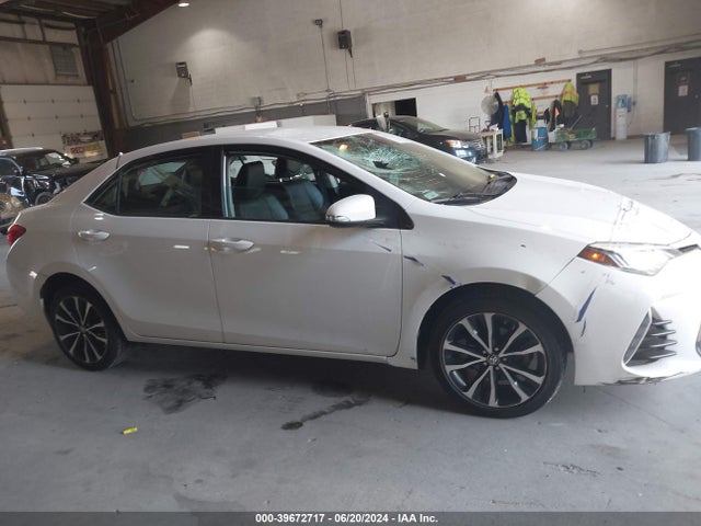 Toyota COROLLA SE 2017 5YFBURHE4HP656074 Image 13