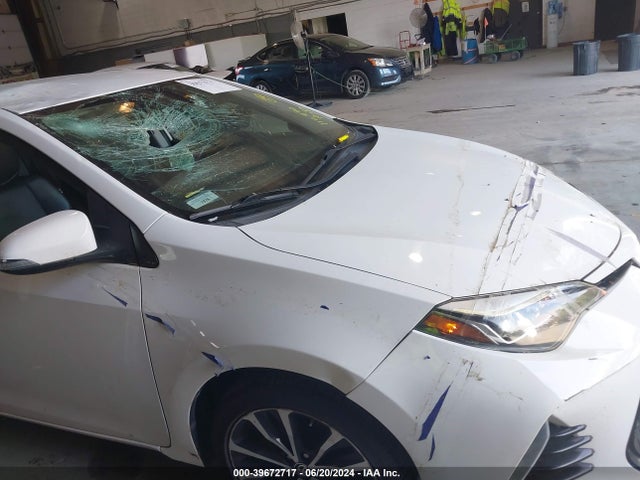 Toyota COROLLA SE 2017 5YFBURHE4HP656074 Image 17