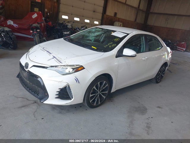 Toyota COROLLA SE 2017 5YFBURHE4HP656074 Image 2