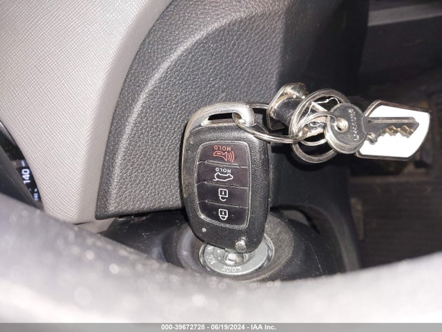 5XYZT3LBXJG522661 Hyundai Santa Fe Sport 2.4l