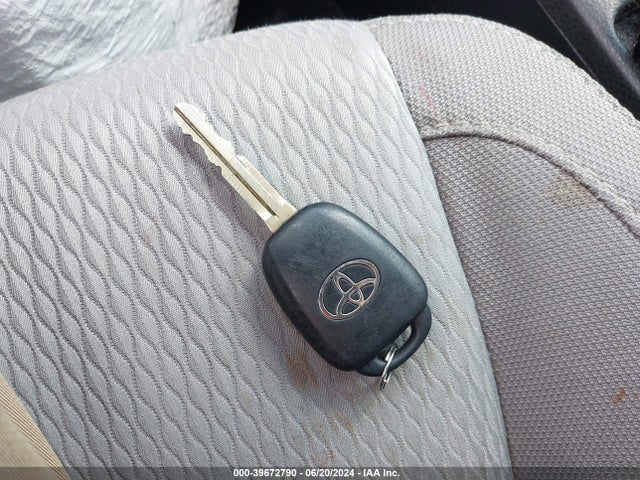 Toyota COROLLA LE 2016 5YFBURHE7GP471838 Image 11