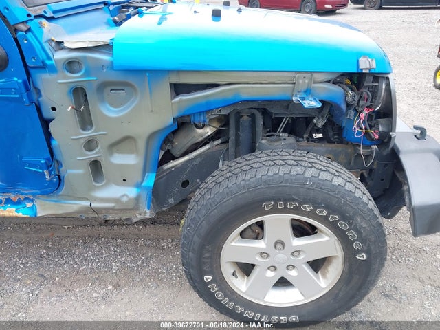 1C4BJWDG5EL161109 Jeep Wrangler Unlimited Freedom Edition