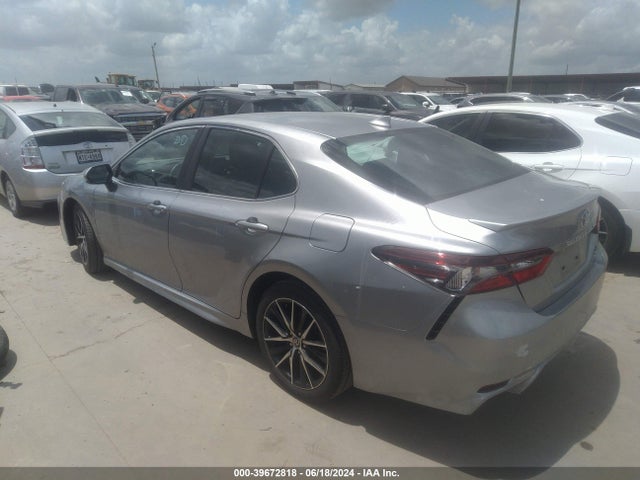 Toyota CAMRY SE 2022 4T1G11AK4NU674262 Image 3