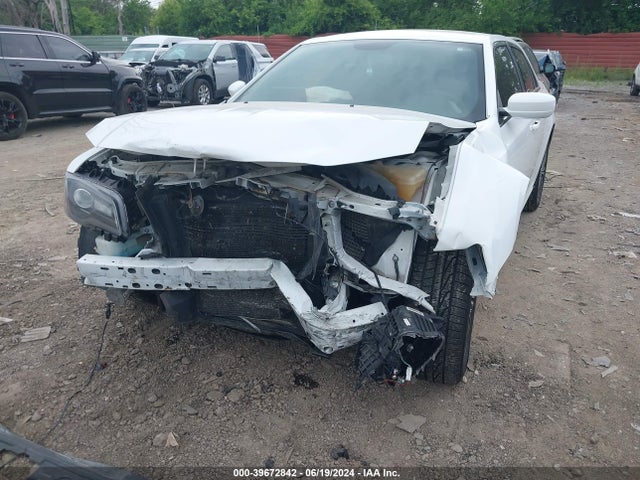 Chrysler 300 300s 2014 2C3CCAGG4EH139066 Image 6