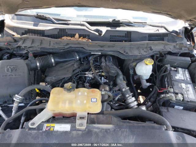 1C6RR6KM6JS112508 RAM 1500 Tradesman  4x2 5'7 Box