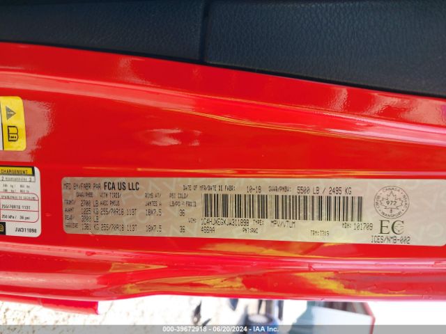 1C4HJXEGXJW311898 Jeep Wrangler Unlimited Sahara