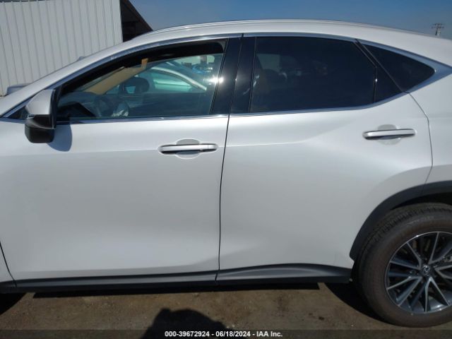 2T2GKCEZ8RC019105 Lexus Nx 350h Premium